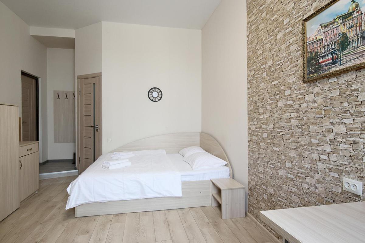 Buk Apartments On Doroshenka 25 ลวีฟ ภายนอก รูปภาพ