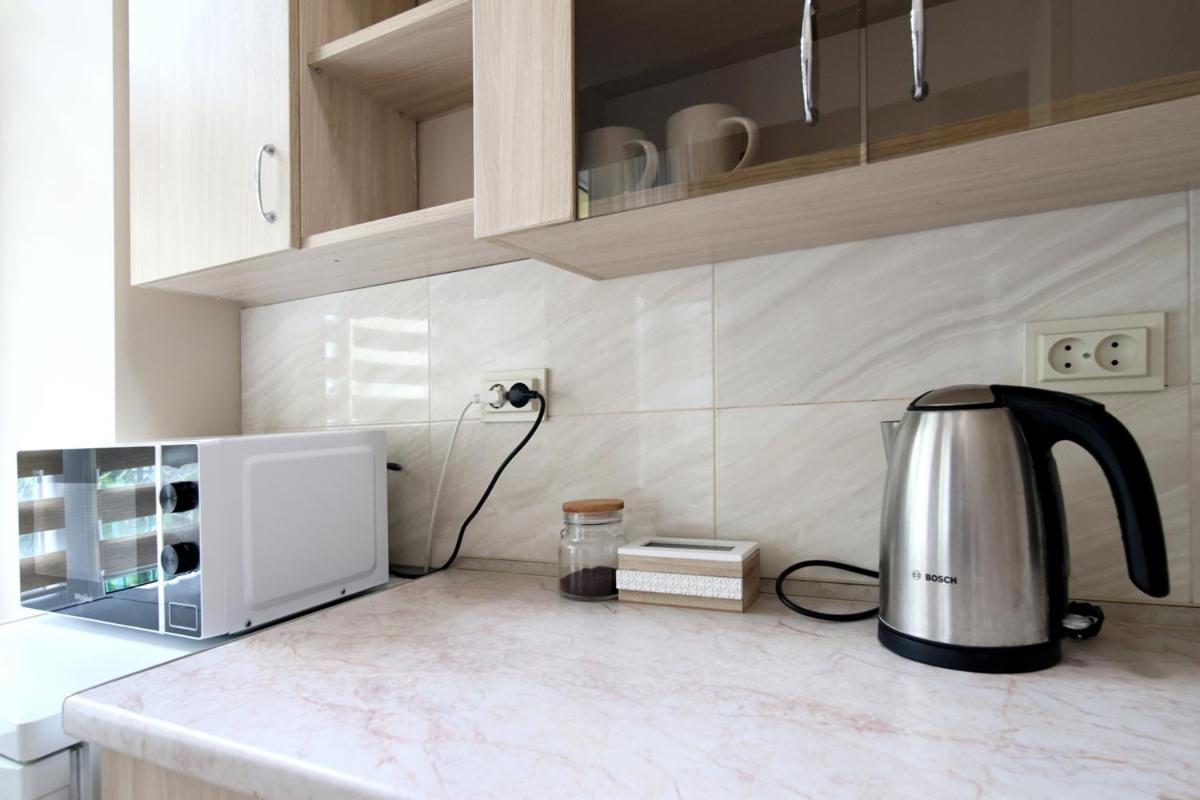 Buk Apartments On Doroshenka 25 ลวีฟ ภายนอก รูปภาพ