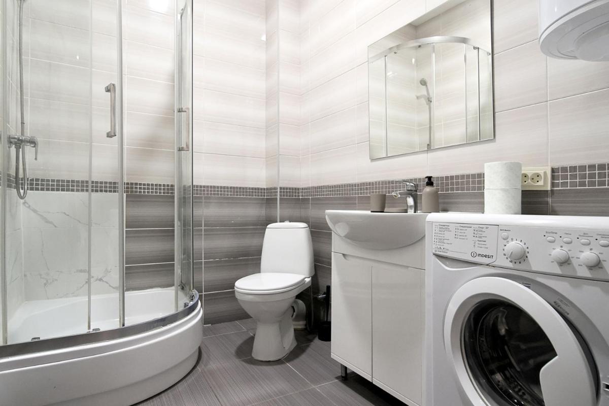 Buk Apartments On Doroshenka 25 ลวีฟ ภายนอก รูปภาพ